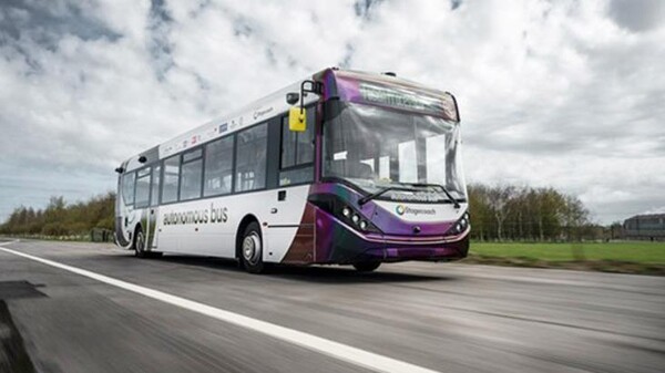 英 스코틀랜드에서는 최초 자동 무인버스 시험 개시를 하여 올여름 부터 본격 운행한다.(사진=스테이지 코치/NNA）