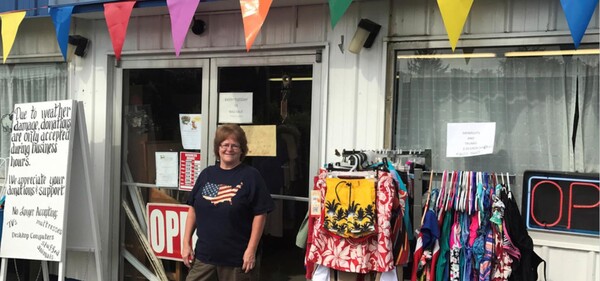  미국내 중고품 매장은 패스트 패션에 대한 지구 친화적인 대안을 제공한다. (사진=로이터/팀 리드)