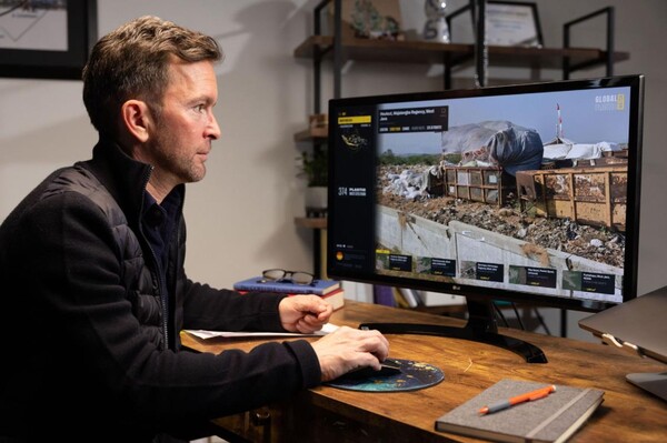 글로벌 플라스틱 워치(globalplasticwatch.org)는 인공지능(AI)으로 지구를 관측해 고화질 플라스틱 오염 지도를 근실시간으로 작성하는 도구로서 여러 국가의 플라스틱 쓰레기 처리장을 파악한다. (사진=민더루재단/Minderoo Foundation)