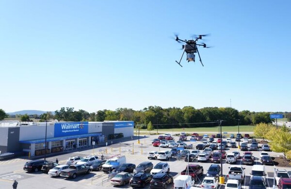 월마트는 올해 말까지 드론 네트워크 34개 프래임 구측하고 드론배송을 실시한다고 밝혔다.(사진=월마트)