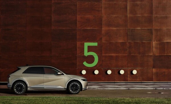 현대자동차는 울산공장 내 대규모 액화천연가스(LNG) 열병합발전소 건설 계획을 공식 철회와  '2022년 지속가능성 보고서'를 발간했다고 7일 밝혔다. (사진=현대차)