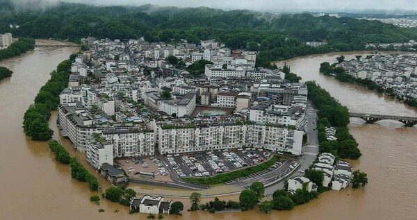국영 언론은 중국 남동부 장시(江西)성의 9개 지역에서 485,000명이 홍수로 피해를 입었다고 밝혔다 (사진=인민망)