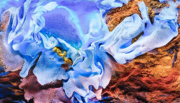 인공지능 알고리즘을 결합해 만든 ‘마이크로 AI 프로세서’가 각 장면에 최적화된 디테일과 밝기를 적용해 최적화된 HDR(High dynamic Range) 영상을 구현한다.(사진=삼성전자)