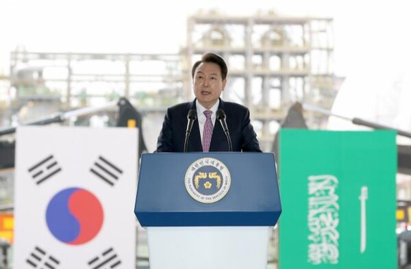윤석열 대통령이 9일 울산광역시 울주군 온산국가산업단지에서 열린 에쓰오일 샤힌 프로젝트 기공식에서 축사를 하고 있다.(사진=연합뉴스) 