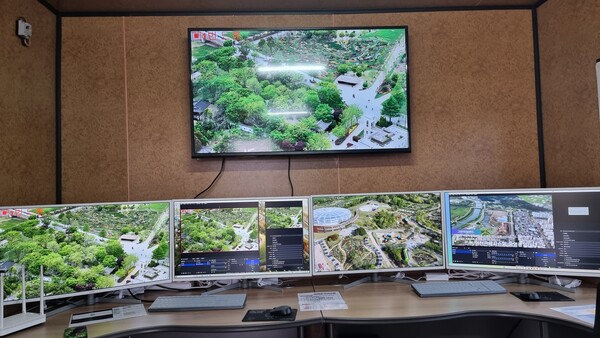 순천만국제정원박람회조직위원회는 관람객 안전사고 예방을 위해 드론을 통한 항공관제 시스템을 도입했다.(사진=순천시)