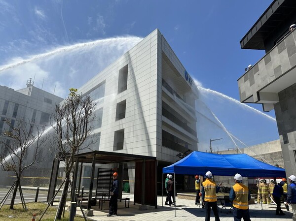 한국가스공사 제주LNG본부(본부장 황동안)는 4월 27일 산업통상자원부 및 지역 유관기관 합동으로 지진 등  재난대응 역량 강화를 위한 상시훈련을 실시했다. [제공=한국가스공사]