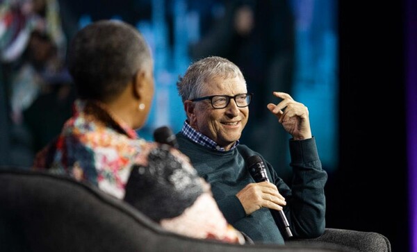 빌 게이츠가 인공지능(AI)이 "아이들에게 읽기와 쓰기 능력을 키우는 교사가 되는 주요 역할을 할 것"이라고 주장했다.(사진=빌 게이츠 블로그)