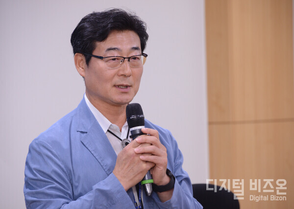 손웅희 로봇산업진흥원장