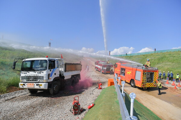 긴급제동시설 시연 훈련 사진. 