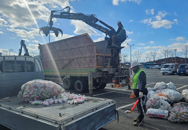 2023년 상반기 수거경진대회 사진 (이번 하반기 수거경진대회와 직접 관련 없음)