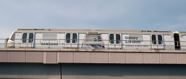 ▲ ‘갤럭시 S24’와 ‘갤럭시 AI’ 이미지로 랩핑된 말레이시아 쿠알라룸푸르 지하철 외부