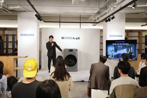 ▲ 비스포크 AI 콤보의 특징을 설명하는 삼성전자 DA사업부의 염철민 프로