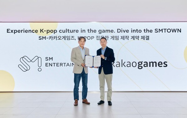 사진= (좌) SM엔터테인먼트 장철혁 대표, (우) 카카오게임즈 한상우 대표