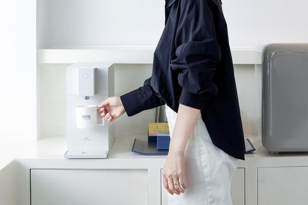 워커힐 호텔앤리조트가플라스틱 사용량 절감을 위해 그랜드워커힐 서울과 비스타워커힐 서울 등 스위트룸에정수기를 설치한다.= 워커힐 호텔앤리조트 제공