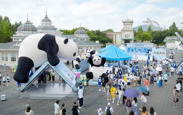 ▲ 에버랜드 바오패밀리 ‘갤럭시 Z 폴드6·Z 플립6’ 체험존 전경