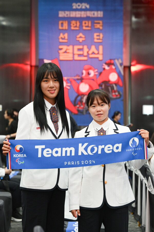 ▲ 왼쪽부터 배지인 선수, 강현주 선수