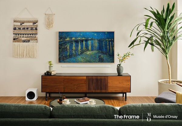 ▲ 삼성전자 라이프스타일 TV ‘더 프레임’을 통해 오르세 미술관의 작품을 선보인다. ‘더 프레임’을 통해 만날 수 있는 빈센트 반 고흐(Vincent Van Gogh)의 ‘별이 빛나는 밤(Starry Night)’