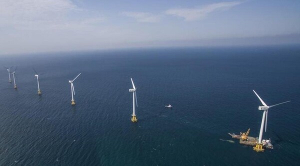 (사진=해상풍력발전단지/연합뉴스) 