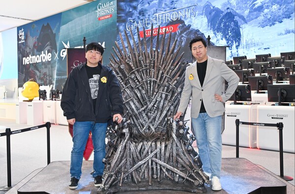 왕좌의 게임 킹스로드_(좌측부터) 장현일 넷마블네오 PD, 문준기 넷마블 사업본부장