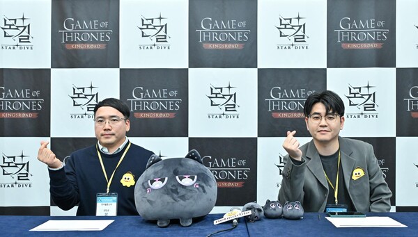 몬길 STAR DIVE_(좌측부터) 김민균 넷마블몬스터 PD, 이다행 넷마블 사업부장