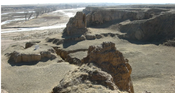 (사진=크리스토퍼 배(Christopher Bae)) 쉬자야오는 중국 북부에 있는 유적지로, 과학자들은 1970년대에 이전에 알려지지 않은 인간 종의 것으로 여겨지는 21개의 호미닌 화석을 발견했다.