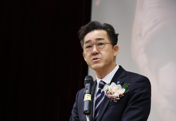 한국환경공단(이사장 임상준)은 28일 미래경영‧소통경영‧안전경영‧혁신경영을 4대 경영방침으로 수립했다.