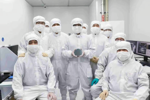 (사진=사우스차이나모닝포스트(SCMP), CHIPX) CHIPX의 팀은 광자 칩에서 국가의 돌파구를 만들기 위해 몇 년 동안 노력했다고 공개됐다.