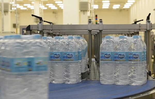 백산수 생산 현장 